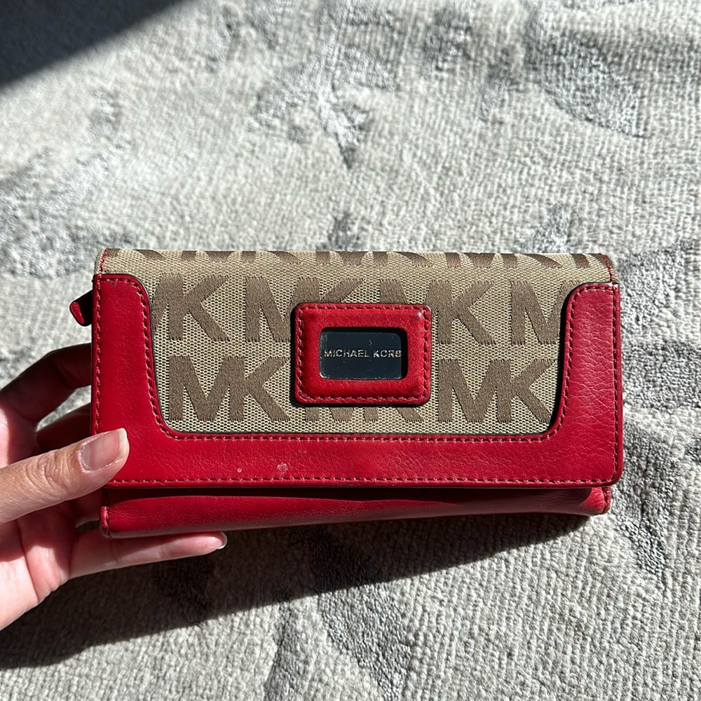 Red monogram wallet Michael Kors vintage y2k 90s